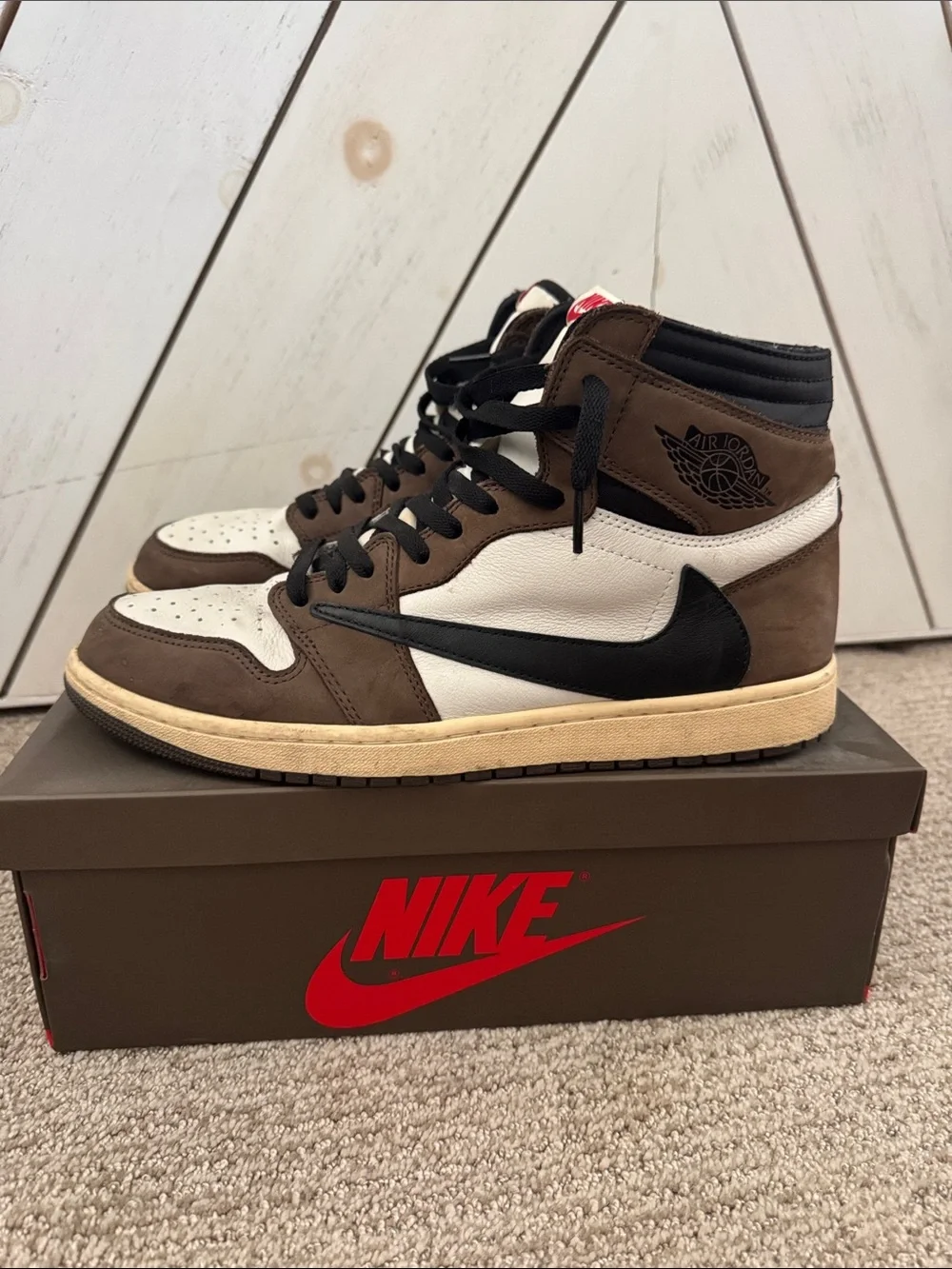 Jordan Travis Scott 1 High OG Brown Black White Used size 13